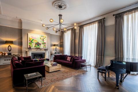 undefined, Harley Street, London, W1G