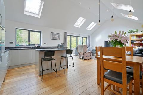 4 bedroom detached bungalow for sale, Abbeydale Road South, Sheffield, S17 3LG
