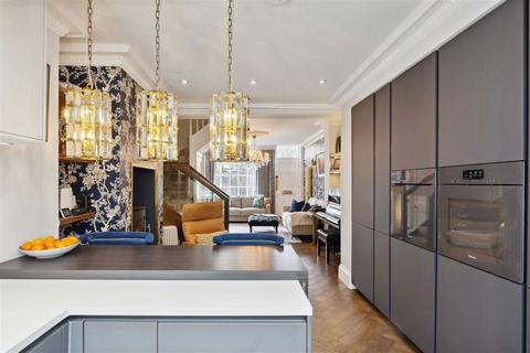 60 Royal Hill, London, SE10 8RT