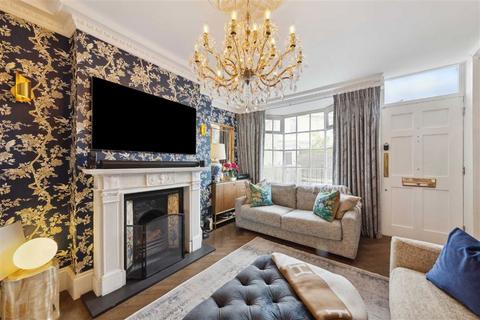 60 Royal Hill, London, SE10 8RT