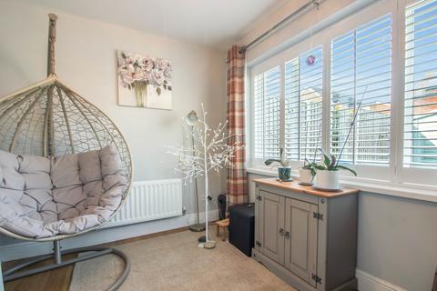 2 bedroom semi-detached house for sale, Sunningdale Avenue, Spondon, Derby, Derbyshire, DE21