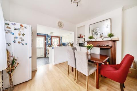 68 Montague Road, Uxbridge, UB8 1QN