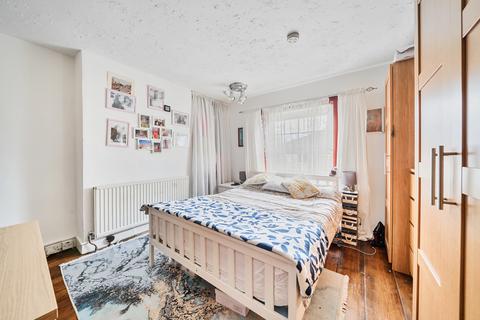 68 Montague Road, Uxbridge, UB8 1QN