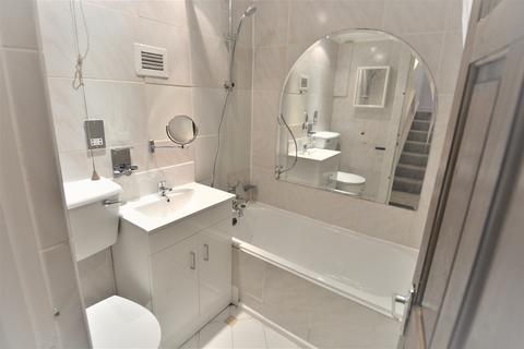 1 bedroom flat to rent, Vauxhall Bridge Road, London SW1V