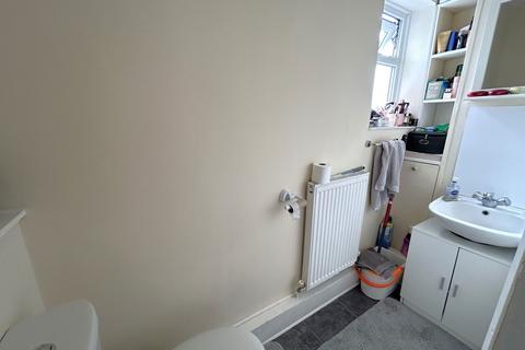 16 Lime Grove, Hayes, UB3 1JJ