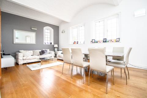 2 bedroom apartment to rent, Tudor Court, The Galleries, Warley, CM14