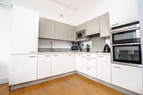 2 bedroom apartment to rent, Tudor Court, The Galleries, Warley, CM14