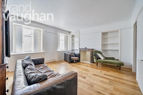 3 bedroom flat to rent, Lewes Crescent, Brighton, BN2