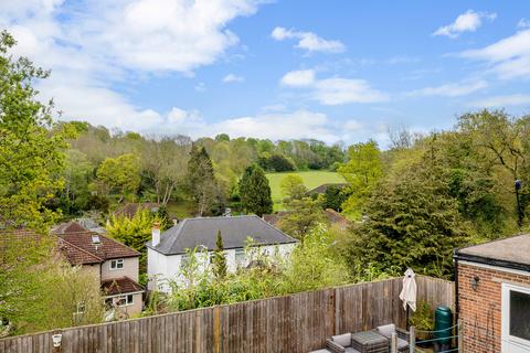 2 Rydons Wood Close, Coulsdon, CR5 1ST