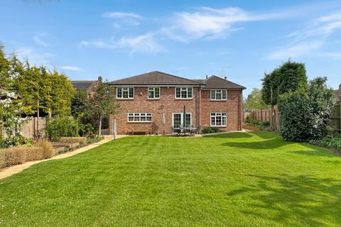 44 Priams Way, Stapleford, Cambridge, CB22 5DT