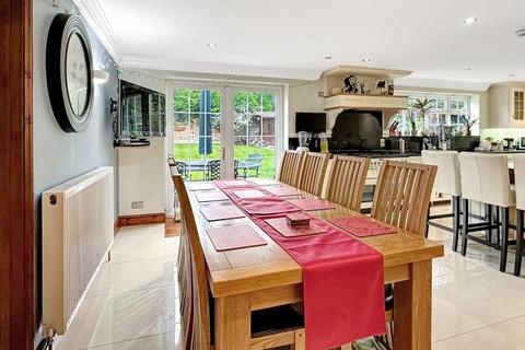 44 Priams Way, Stapleford, Cambridge, CB22 5DT
