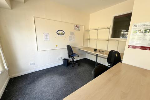 1 bedroom apartment for sale, Treweath Road, Penzance, TR18 3PZ