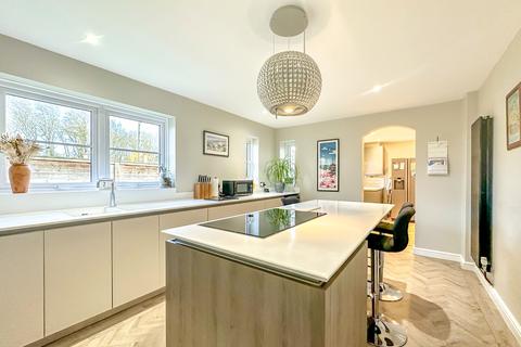 4 bedroom detached house for sale, Allens Orchard, Huntingdon PE28