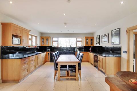 6 bedroom farm house for sale, Vicarage Lane, Burwash Common, East Sussex TN19