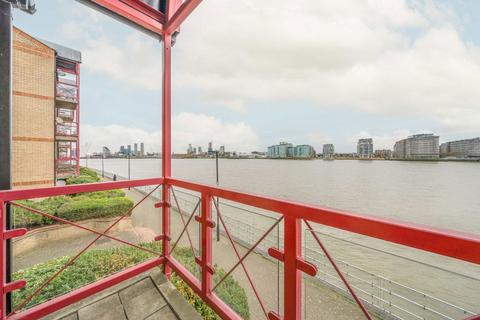 101 Caledonian Wharf, London, E14 3EN