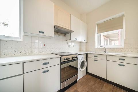 101 Caledonian Wharf, London, E14 3EN