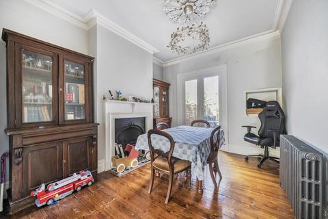2 Clifton Road, Kingston Upon Thames, KT2 6PW