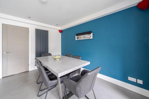 20 Bartholomew Close, Ducklington, Witney, OX29 7UJ