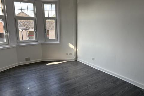1 bedroom flat to rent, 98 Causeyside Street, Flat 3/3, PA1 1TX