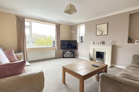 2 Netheredge Drive, Knaresborough, HG5 9DA