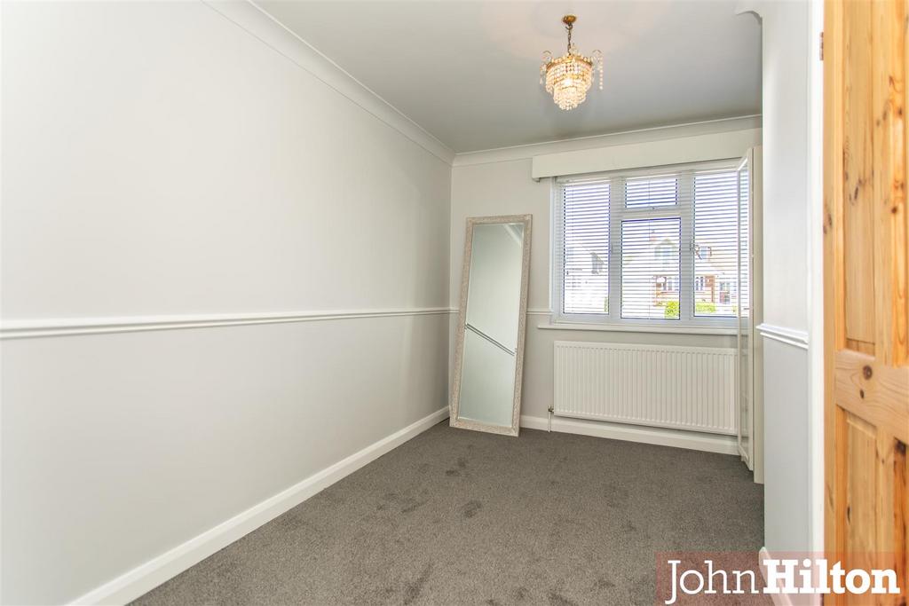 6, 27a Longhill Road29.jpg