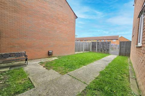 69 Bardfield Way, Rayleigh, SS6 9HE