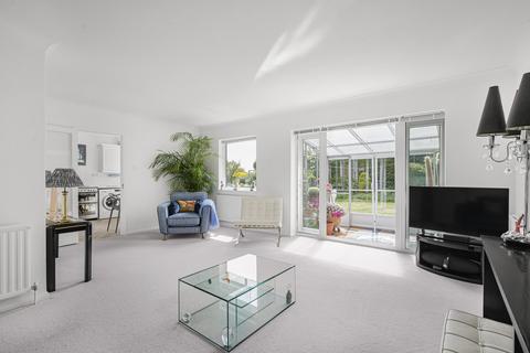 2 bedroom bungalow for sale, Lustrells Close, Saltdean, Brighton, East Sussex, BN2
