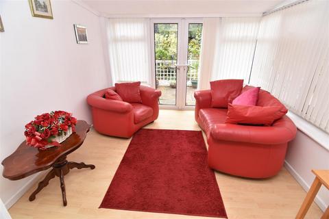 3 bedroom semi-detached house for sale, Ermington Crescent, Castle Bromwich, Birmingham