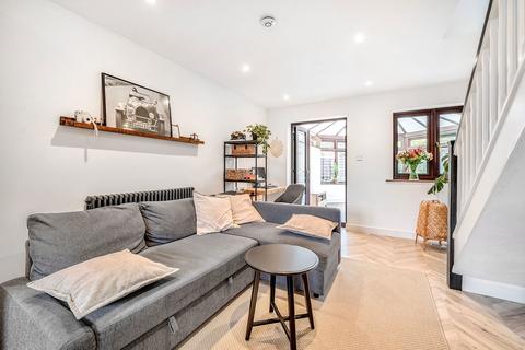 14 Harris Hill, Basingstoke, RG22 4UH