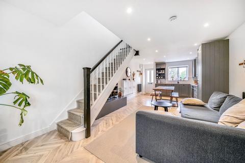 14 Harris Hill, Basingstoke, RG22 4UH