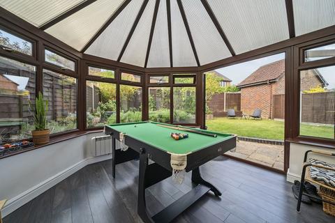 14 Harris Hill, Basingstoke, RG22 4UH