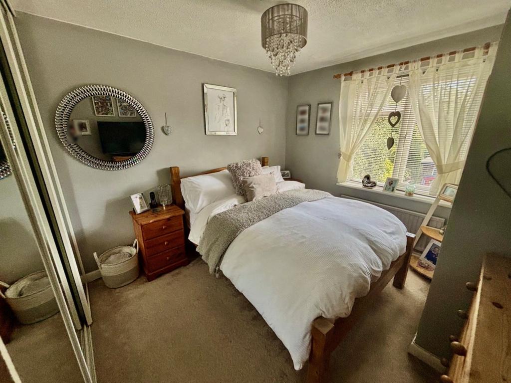Bed 1