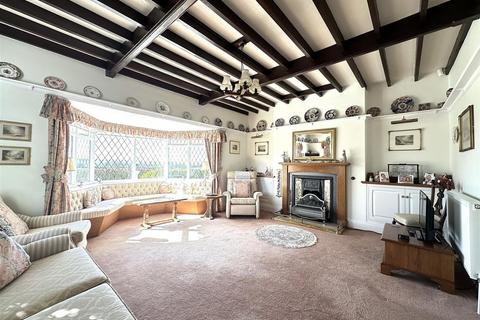 4 bedroom house for sale, Moor Lane, Irton, YO12