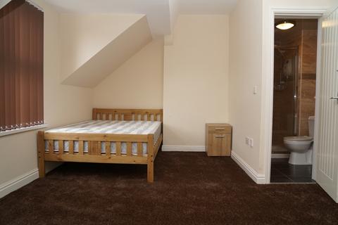 1 bedroom in a house share to rent, Oakfield Road, Balsall Heath, B12