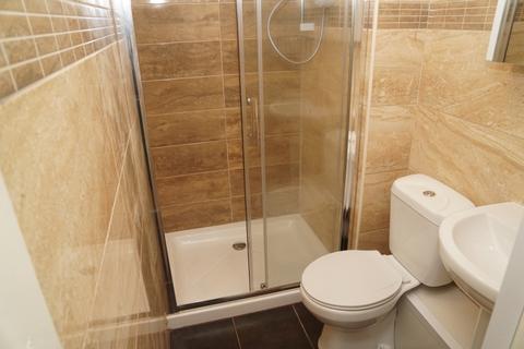 1 bedroom in a house share to rent, Oakfield Road, Balsall Heath, B12