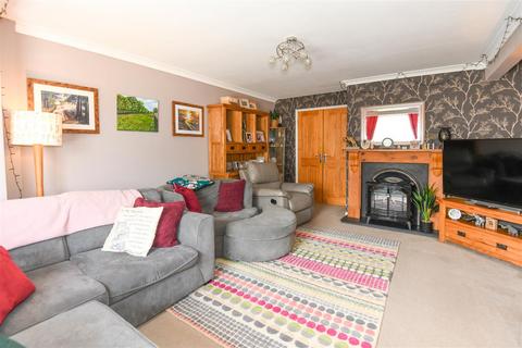12 Langley Road, Trowbridge, BA14 0LL