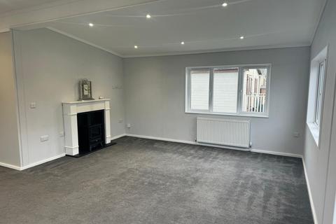 2 bedroom park home for sale, Ely Cambridgeshire