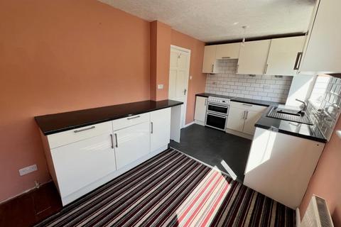 3 bedroom townhouse to rent, Russell Court,  Chesham,  HP5