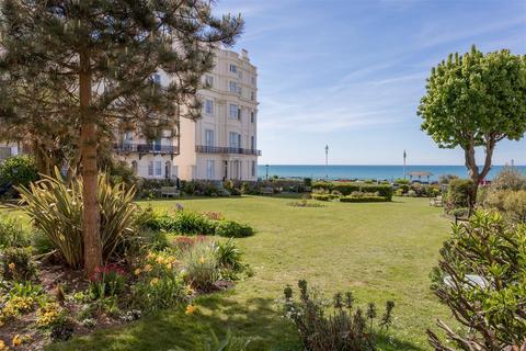 2 bedroom flat for sale, Marine Square, Brighton