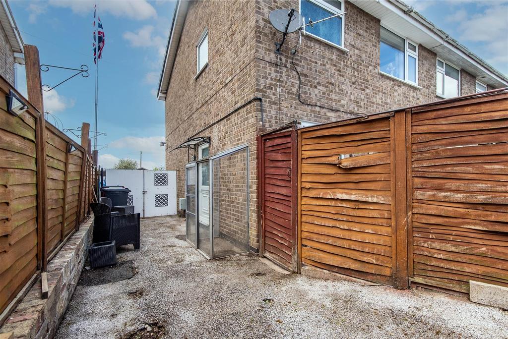 Driveway/Side Access