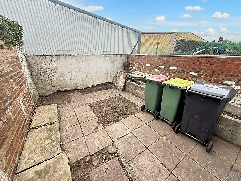 6 Lockhart Road