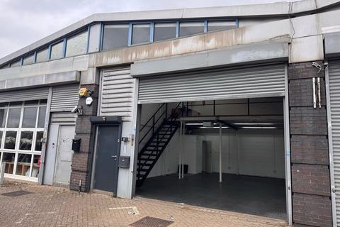 Industrial unit to rent, London NW10