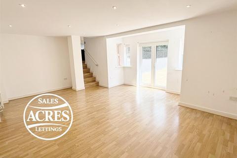 2 bedroom ground floor flat for sale, Tudor Way, Sutton Coldfield