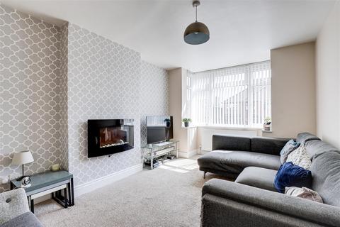 3 bedroom semi-detached house for sale, Oakdale Road, Bakersfield NG3