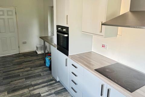 8 Beverley Road, Harworth, Doncaster, DN11 8HD