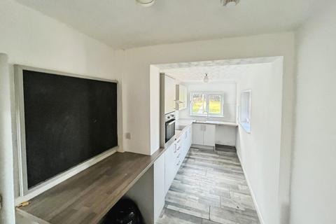 8 Beverley Road, Harworth, Doncaster, DN11 8HD