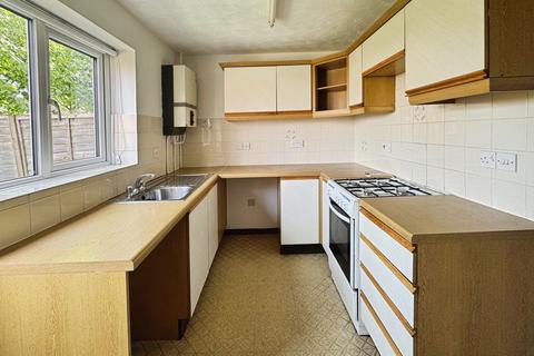 2 bedroom semi-detached house to rent, Buscombe Gardens, Brockworth, GL3