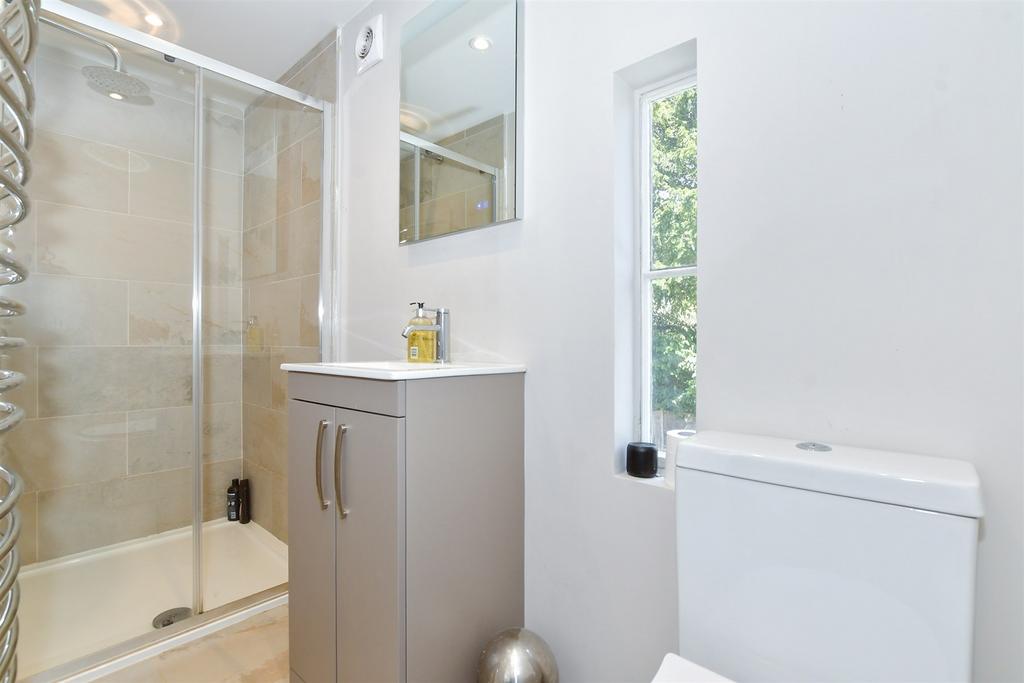 Jack And Jill En-Suite