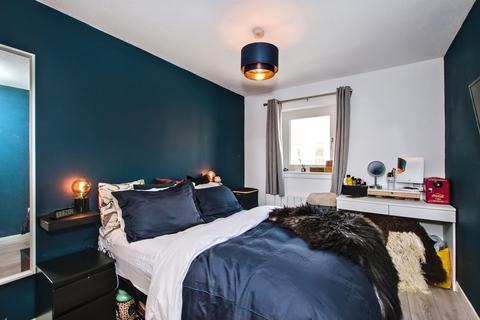147/12 Bonnington Road, Edinburgh, EH6 5NJ