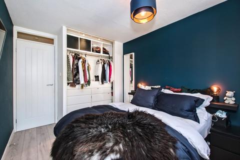 147/12 Bonnington Road, Edinburgh, EH6 5NJ